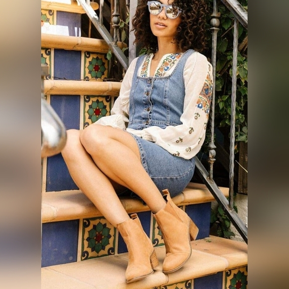 TOMS sz 10 Women's Esme Tan Slouch Boots - Picture 10 of 10